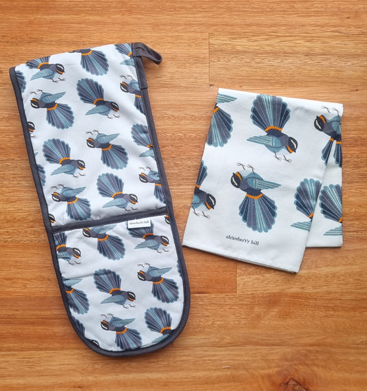 Piwakawaka 2 Piece Kitchen Set